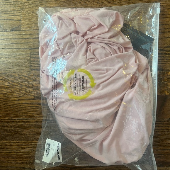 BNWT Norma Kamali Knee length Dress in blush pink - Picture 11 of 11